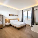 Hotel Skyline Boutique 3*