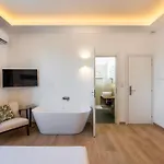 Skyline Boutique Hotel