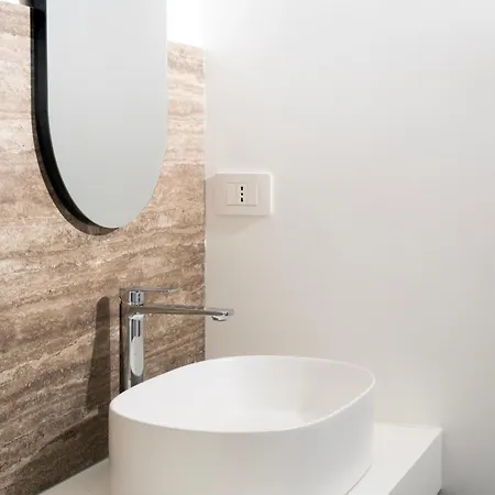 Skyline Boutique Hotel