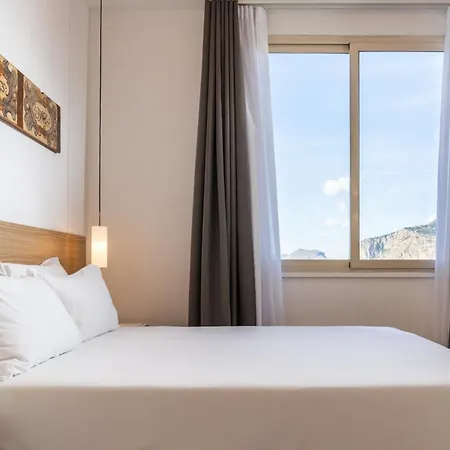 Skyline Boutique Hotel