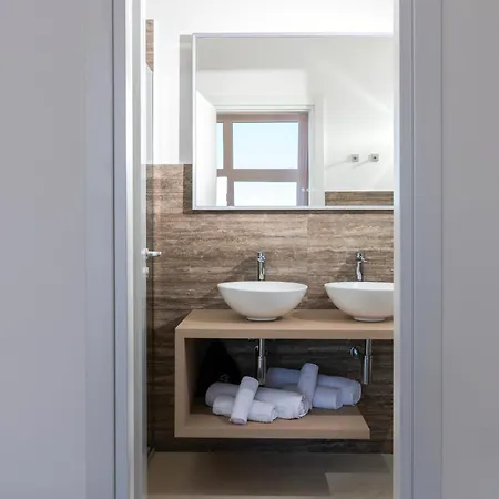 Skyline Boutique Hotel