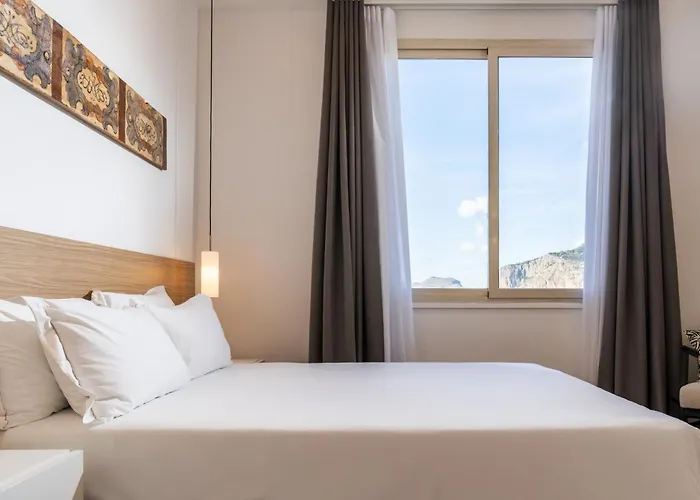 Skyline Boutique Hotel