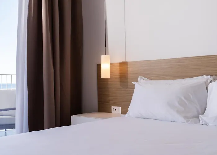 Skyline Boutique Hotel 3*