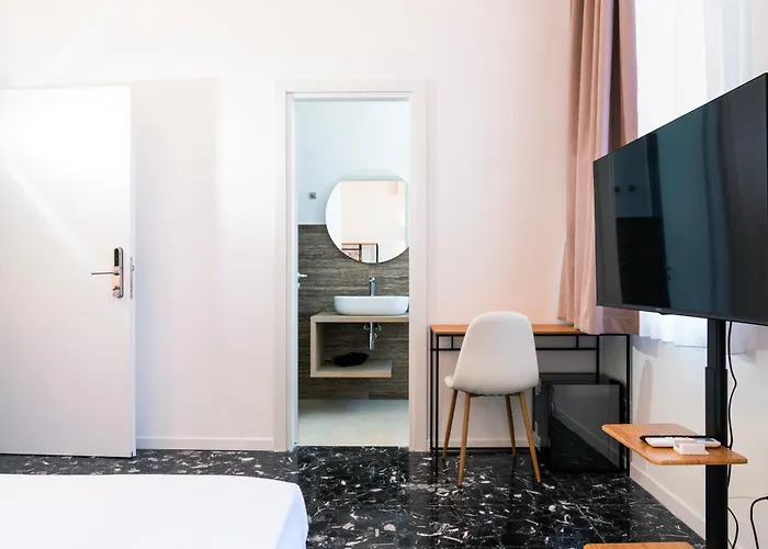 Skyline Boutique Hotel 3*